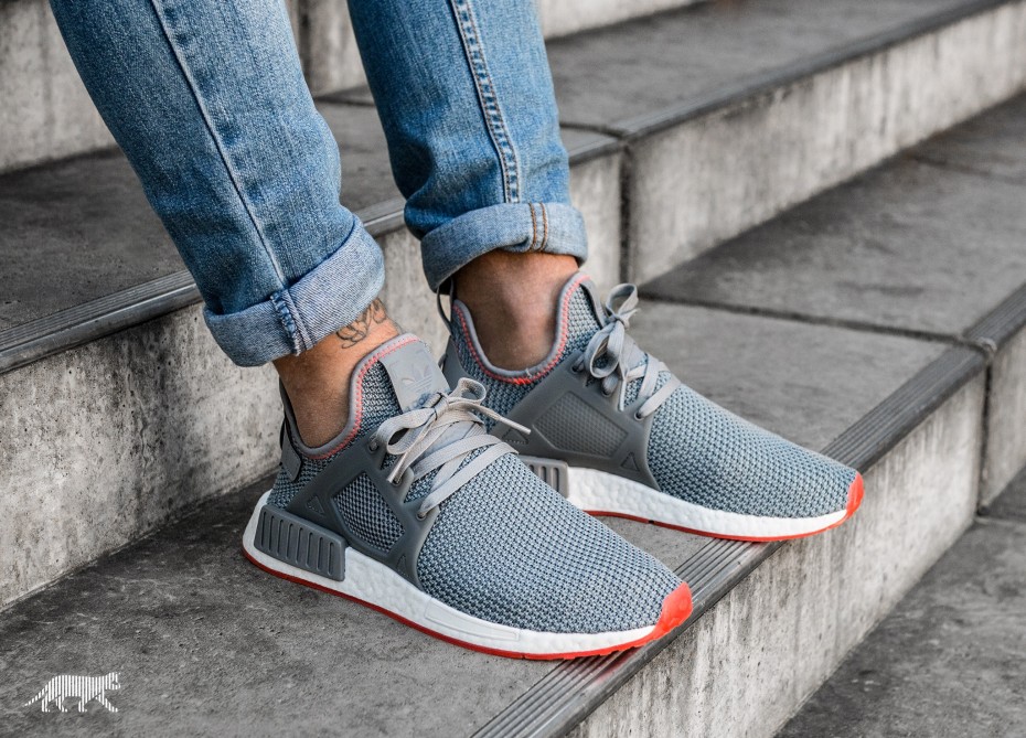 Adidas nmd xr1 store grey three solar red